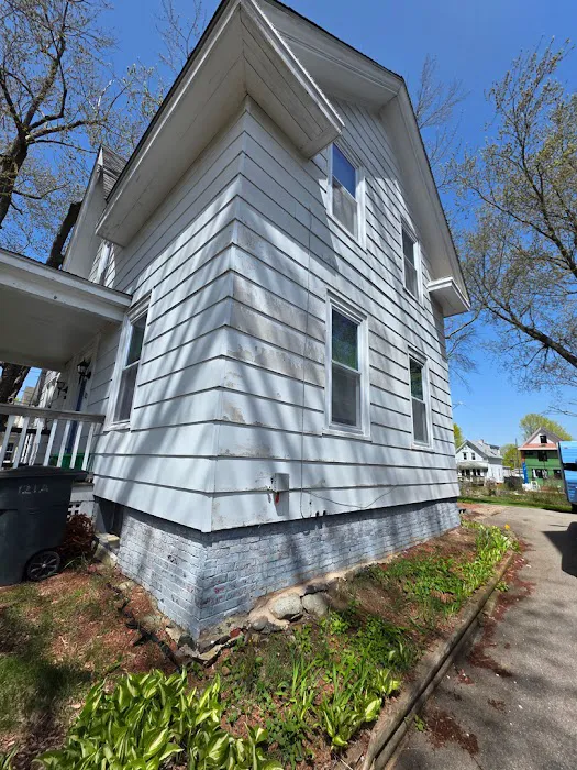 Mighty Dog Roofing of Southern New Hampshire Picture 8