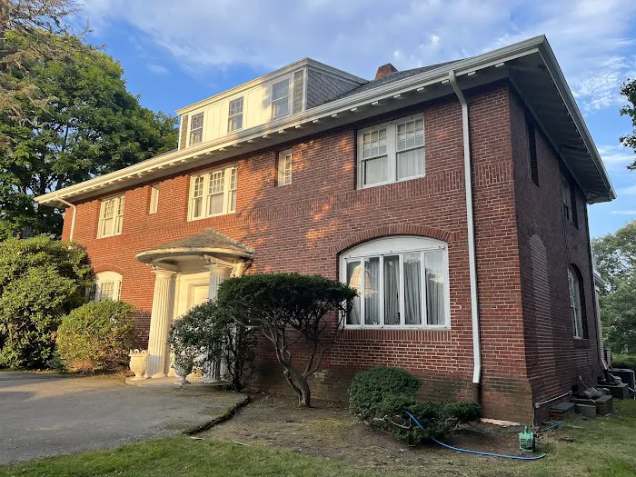 EngComfort Gutter Services Picture 5