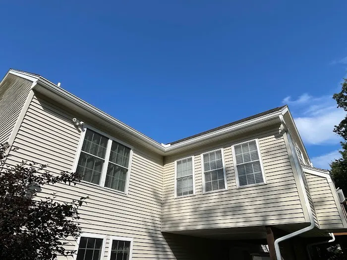 EngComfort Gutter Services Picture 10