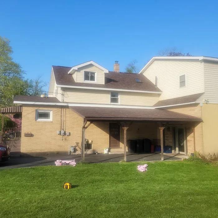 Ultimate Roofing Solutions LLC Picture 2