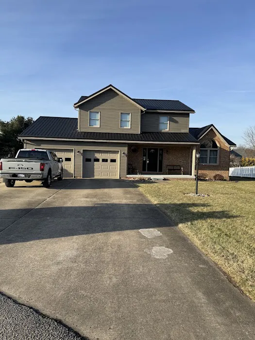 A to Z Roofing (Metal and Shingle) Picture 2