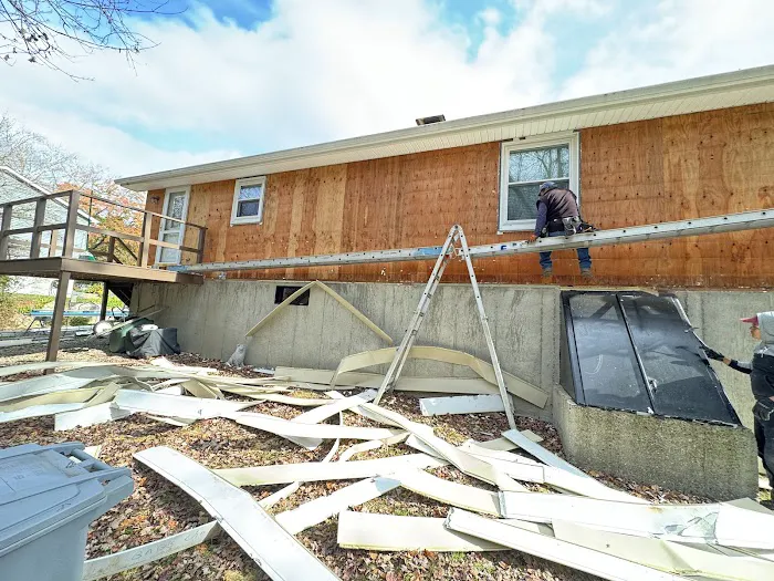 Bob & Son's Roofing Picture 3