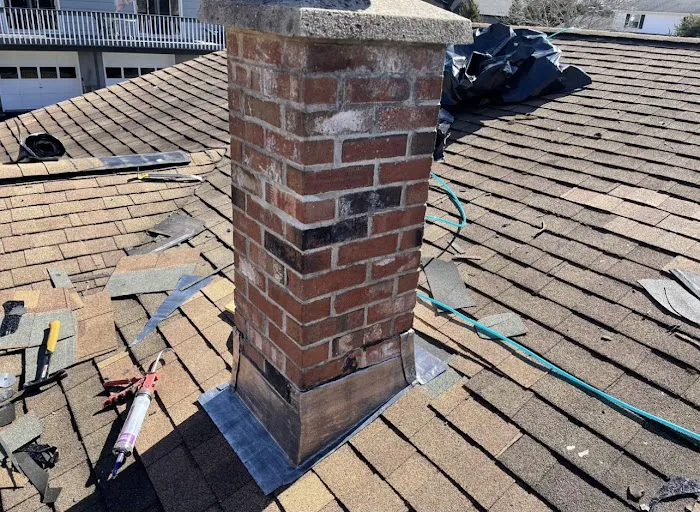 Bob & Son's Roofing Picture 5