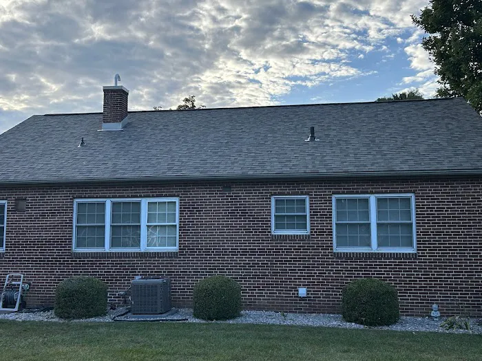 Tip Top Roofing and Siding Picture 2