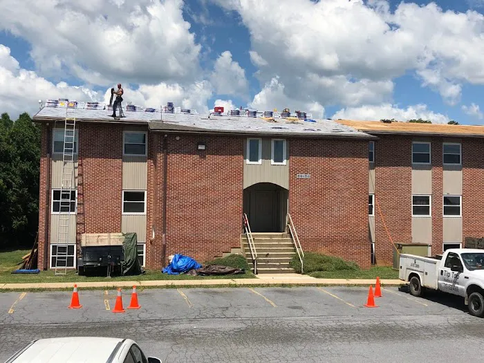 Tip Top Roofing and Siding Picture 9