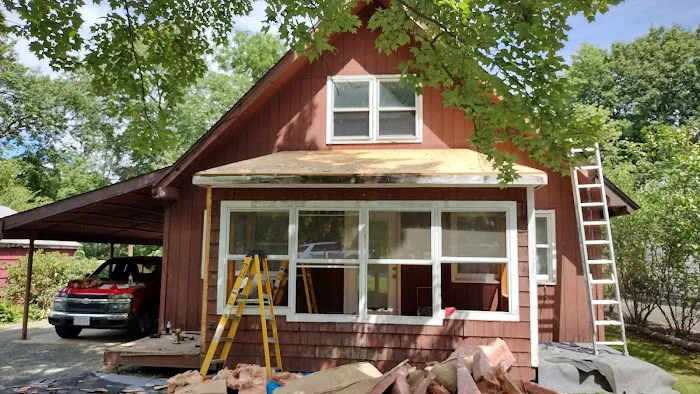 E.M.T. HOME IMPROVEMENT CO. Picture 6