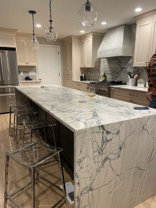 Riverbend Renovations LLC Picture 7