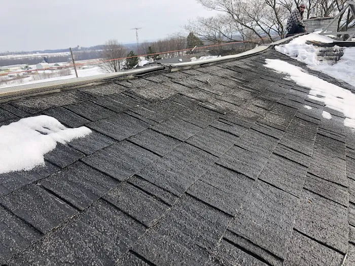 C &J Roofing, LLC Picture 1