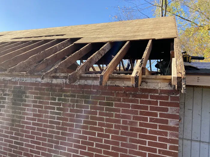 C &J Roofing, LLC Picture 9