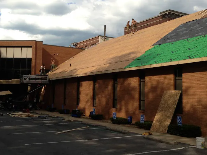 C &J Roofing, LLC Picture 10