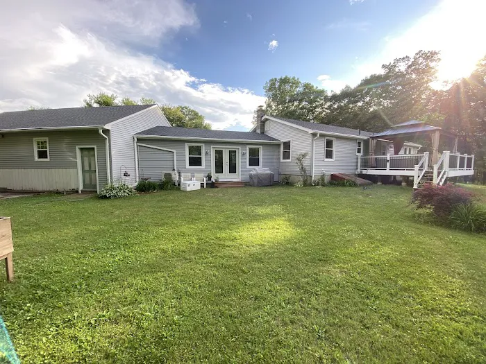 Julien's Roofing Picture 1