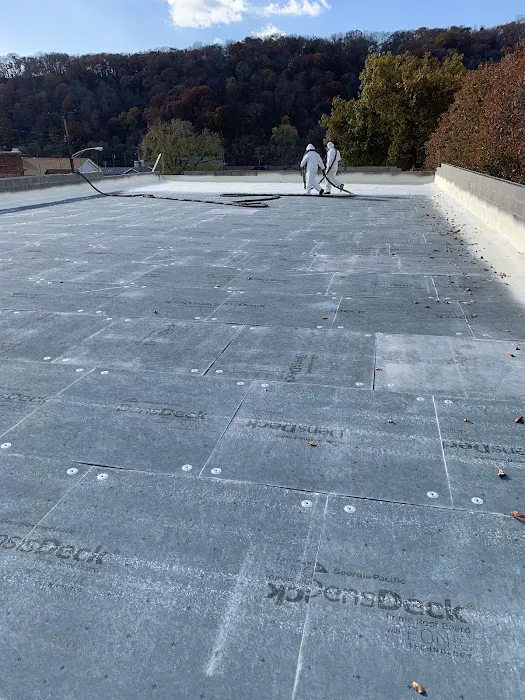 R and J Seamless Roofing Systems Picture 5