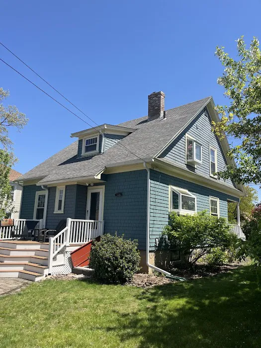 Complete Exterior Picture 7