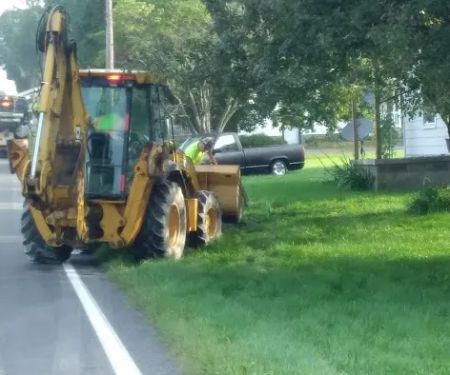 B & B Roofing & Construction