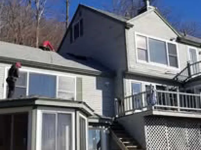 Stevens Roofing & Siding Picture 2