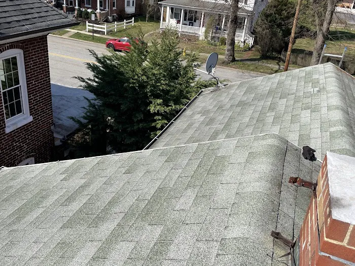 Brown's Roofing Picture 9