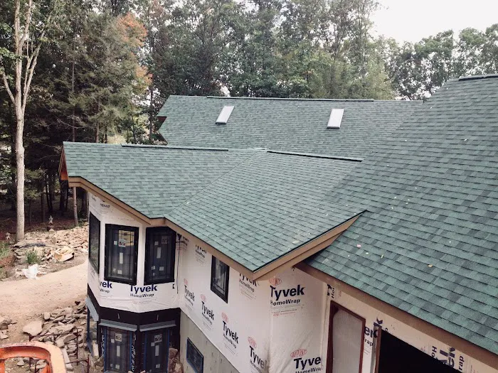 TJ's Shingles LLC Picture 3
