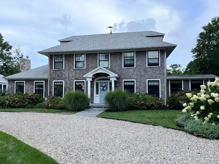 Advanced Gutters and co Picture 2