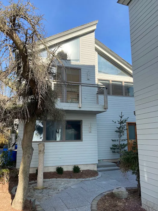 Vinyl & Aluminum Siding Rehab Picture 3