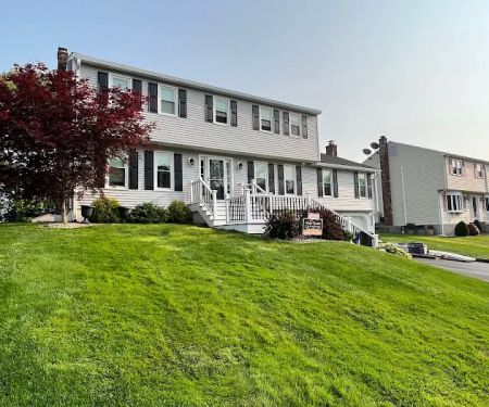 Nor'East Exteriors Roofing & Siding