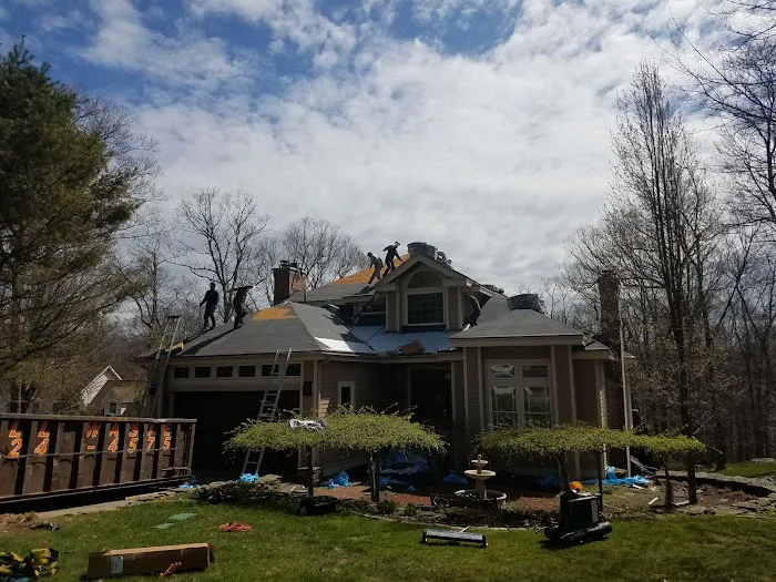 AM PM Roofing Picture 8