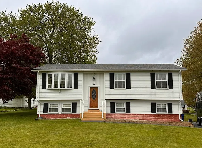 Champion Exteriors LLC Picture 2