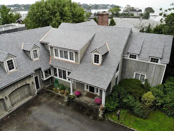 Gunner Roofing Picture 1