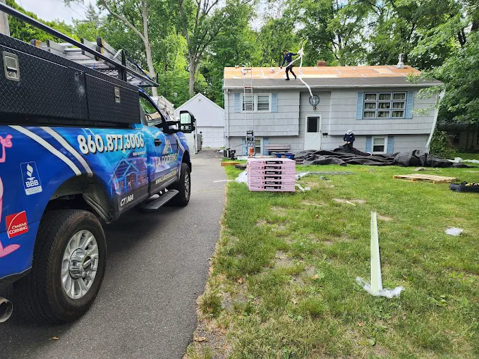 LA ROOFING LLC Picture 8