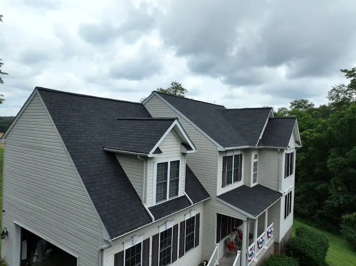 Triple R Roofing & Siding Picture 1