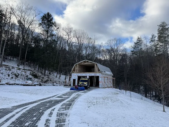 ILIR'S CONSTRUCTION LLC Picture 1