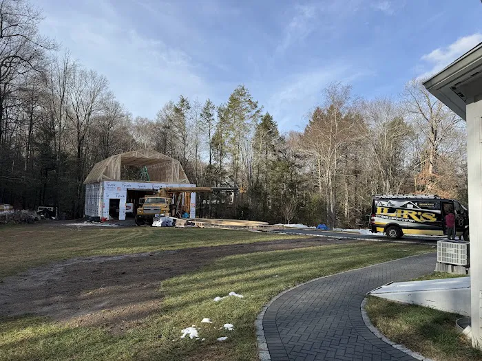 ILIR'S CONSTRUCTION LLC Picture 7