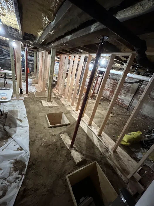 Mainville Windows Picture 4