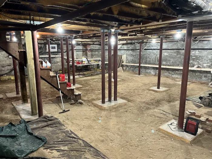 Mainville Windows Picture 9