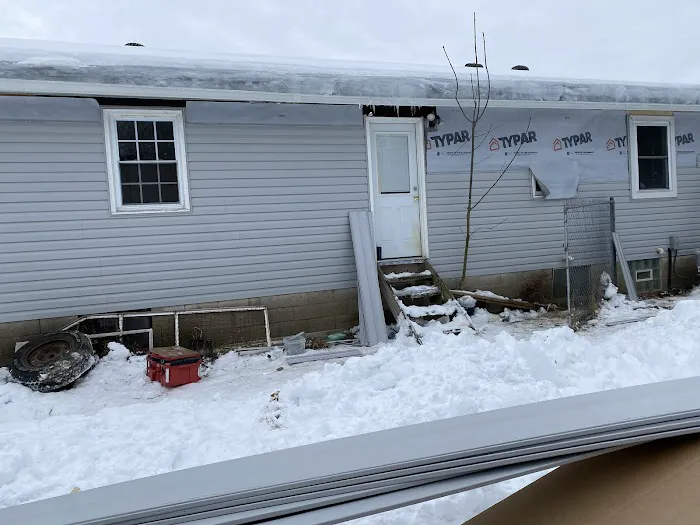 Miller's Roofing & Siding Picture 1