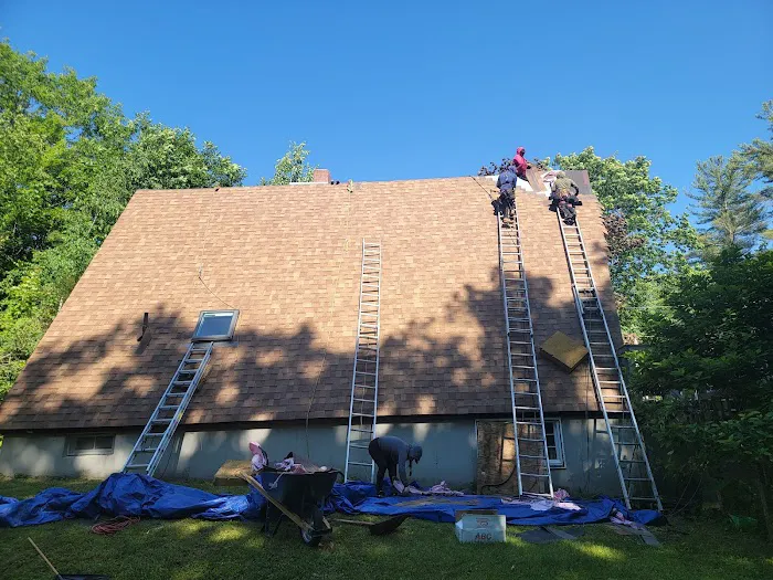 Jasmor Roofing & Contracting Picture 8