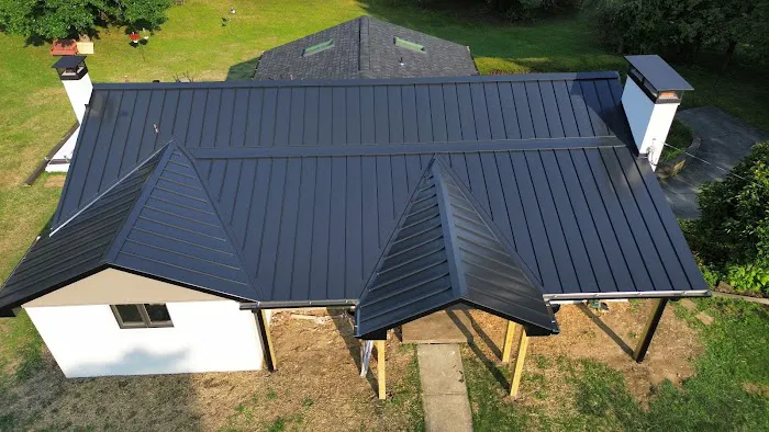 Whalen Exteriors Picture 4