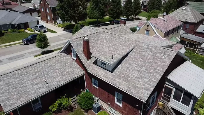 Whalen Exteriors Picture 5