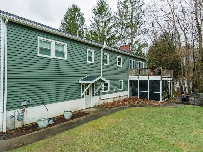 Latham Roofing & Siding Picture 10