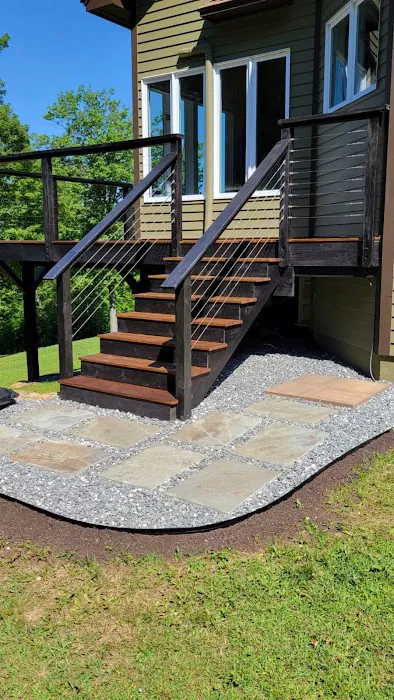 Thomas and Hall 802 Builders Picture 1