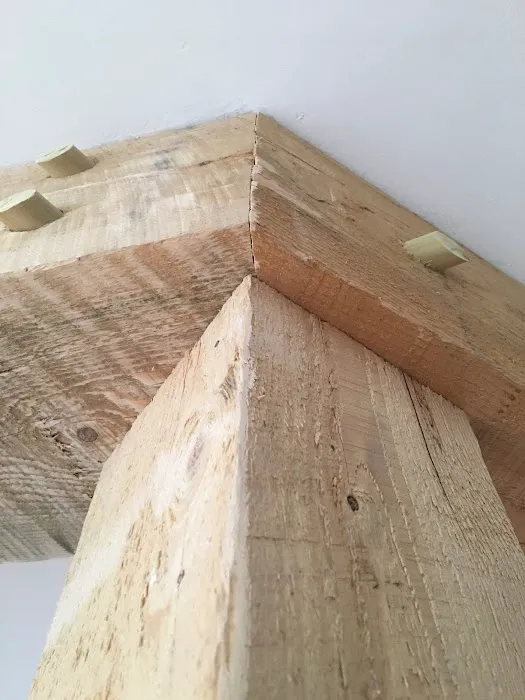 Thomas and Hall 802 Builders Picture 7