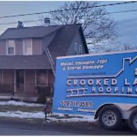 Crooked Ladder Roofing ico
