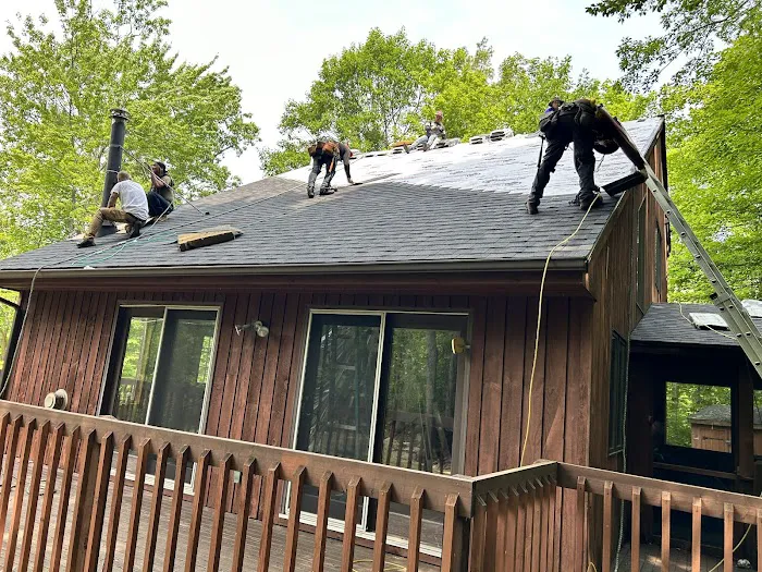 R & T Roofing and Remodeling Picture 6