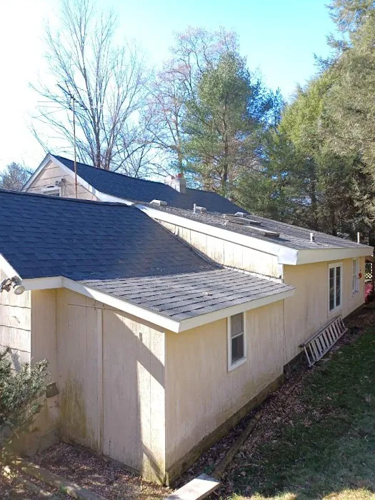 R & T Roofing and Remodeling Picture 10