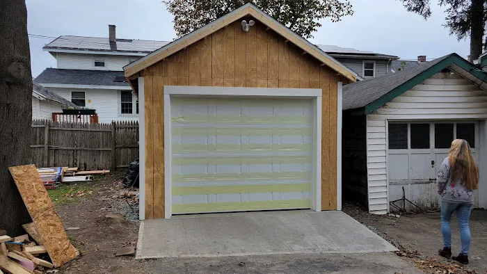 Custom Contractors Picture 3