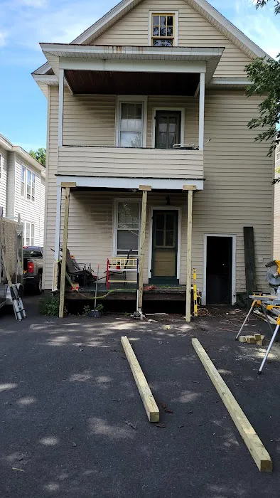 Custom Contractors Picture 1