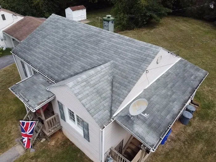 Peak Roofing, LLC Picture 7