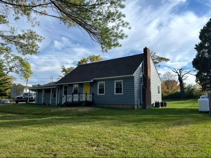 I Know a Guy Picture 5