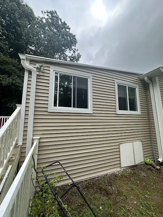 EZ-1 Roofing Picture 1