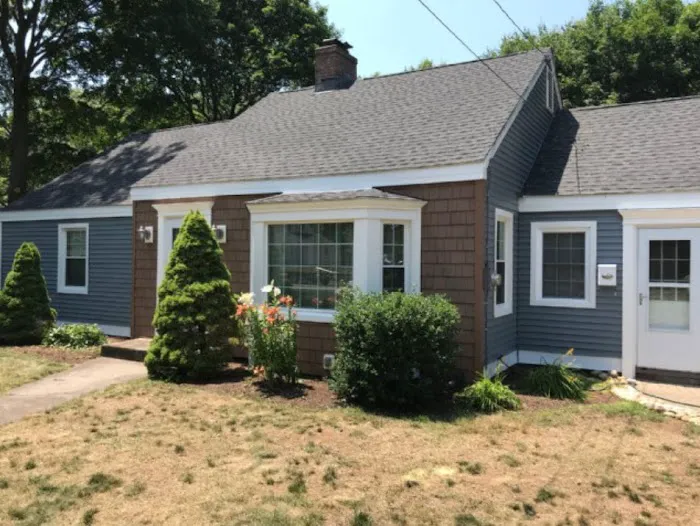 The Siding Guys Picture 10