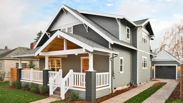 Leading Edge Exteriors LLC Picture 2